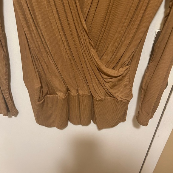 BCBG crossover tunic length long sleeve top - Picture 3 of 5